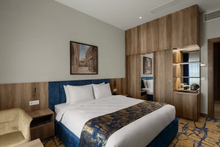Premier King Room