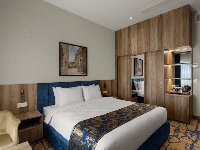 Premier King Room